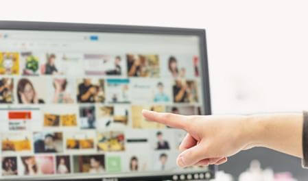 著作権違反で通報しよう